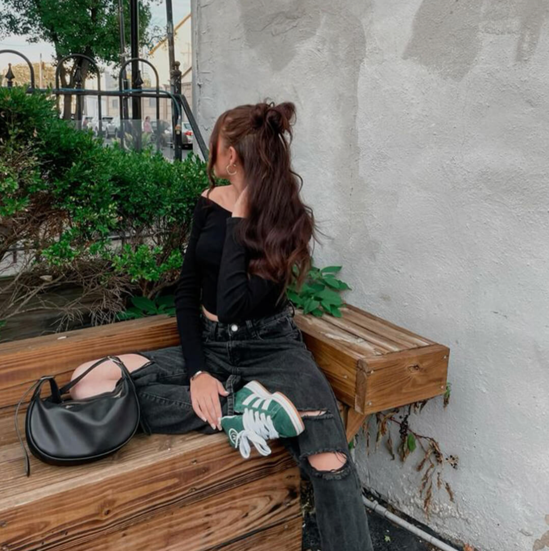 Trendy handbags: the must-have styles