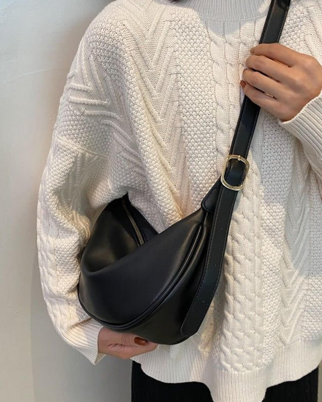 What your handbag reveals about you