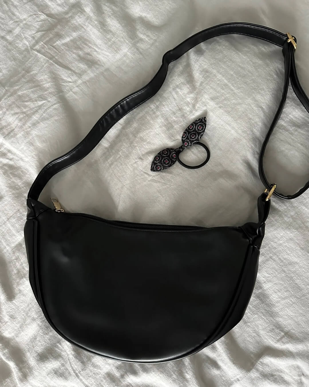 Aveline Hobo Bag